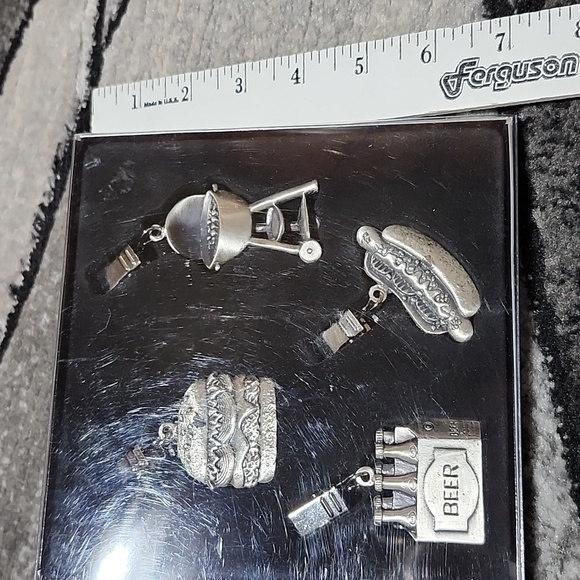 METALLA PEWTER DECORATIVE BAR-B-Q  SET-OF-4 TABLECLOTH WEIGHT CLIPS - Picture 9 of 11